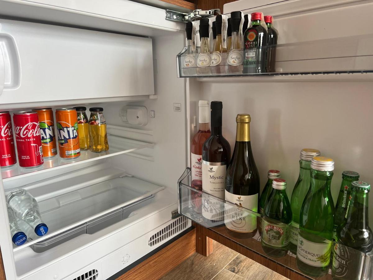 Apartmani Tiske Noci Bečej Extérieur photo